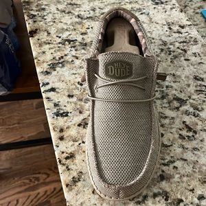 NIB Hey Dude Wally Sox in Beige